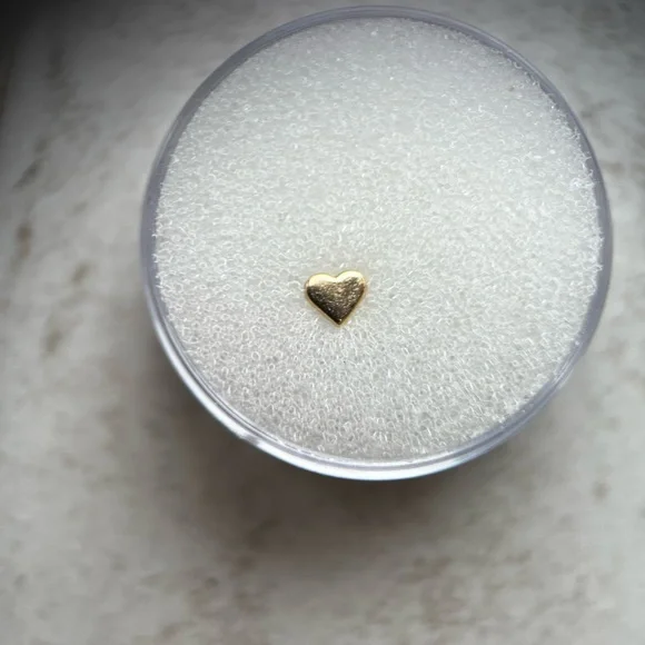 Alchemy Adornment Yellow Gold Heart Threadless End - Picture 3 of 14